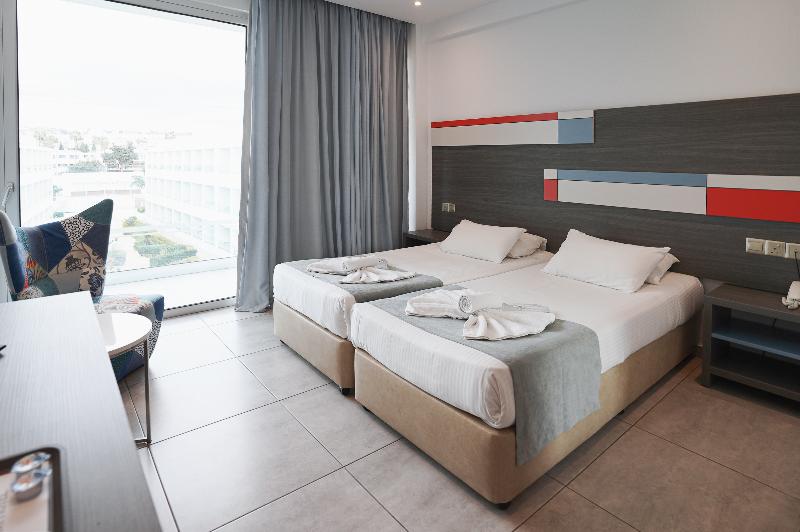 Nicholas Color Hotel - Oda