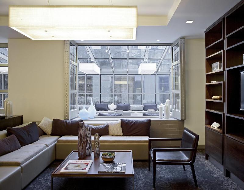 Element New York Times Square West - Lobi
