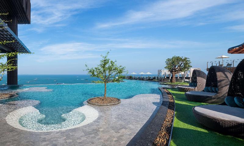 Hilton Pattaya - Havuz