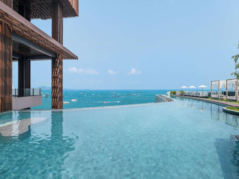 Hilton Pattaya - Havuz