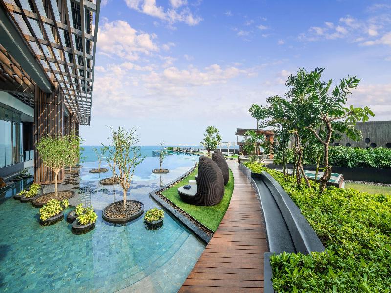 Hilton Pattaya - Havuz