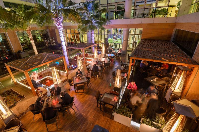 Hyatt Regency Oryx Doha - Bar