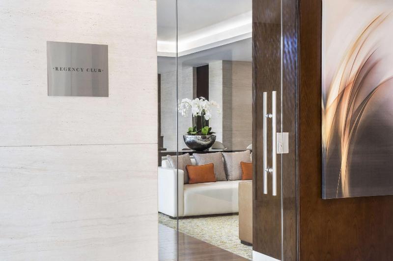 Hyatt Regency Oryx Doha - Bar