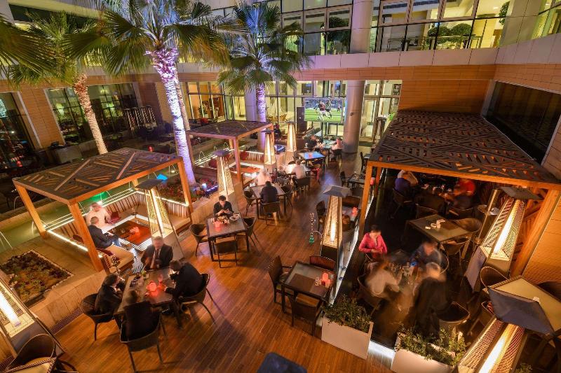 Hyatt Regency Oryx Doha - Bar