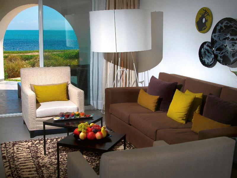 Movenpick Hotel Gammarth Tunis - Oda
