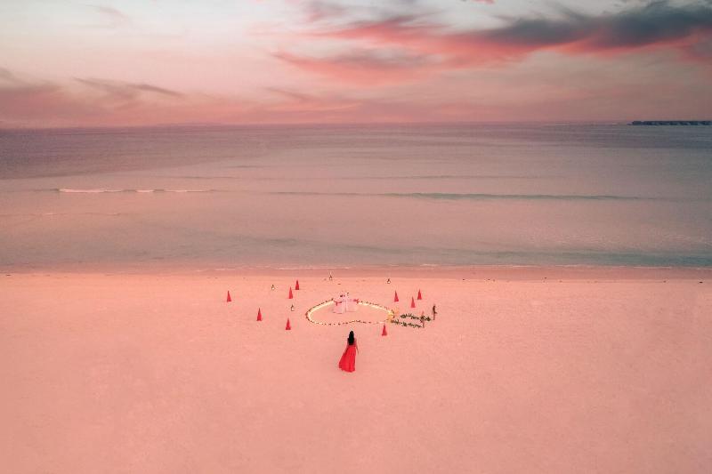 Hideaway Beach Resort and Spa Dhonakulhi Maldives - Restoran