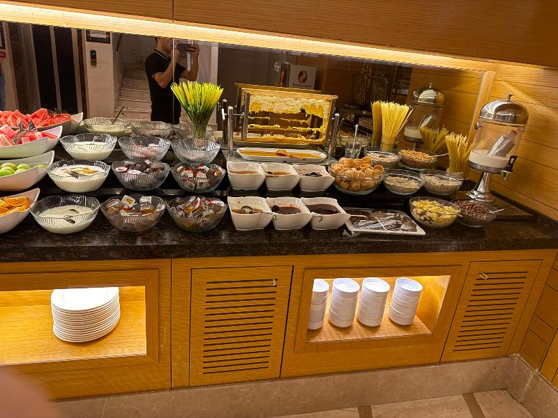 Mirilayon Hotel - Restoran
