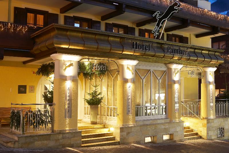 Hotel Panther'A - Genel