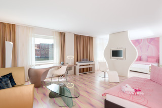 nhow Berlin fotoÄŸrafÄ±