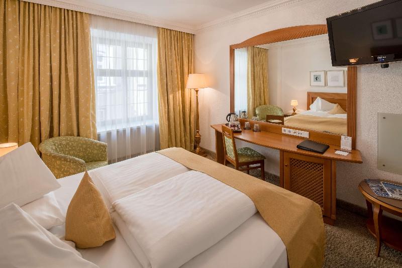 Hotel Goldener Adler, BW Signature Collection - Oda