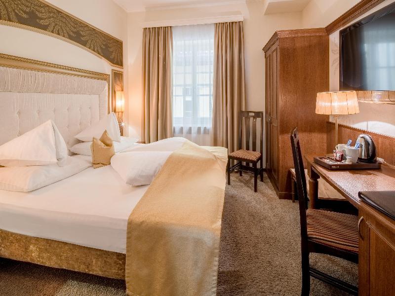 Hotel Goldener Adler, BW Signature Collection - Oda