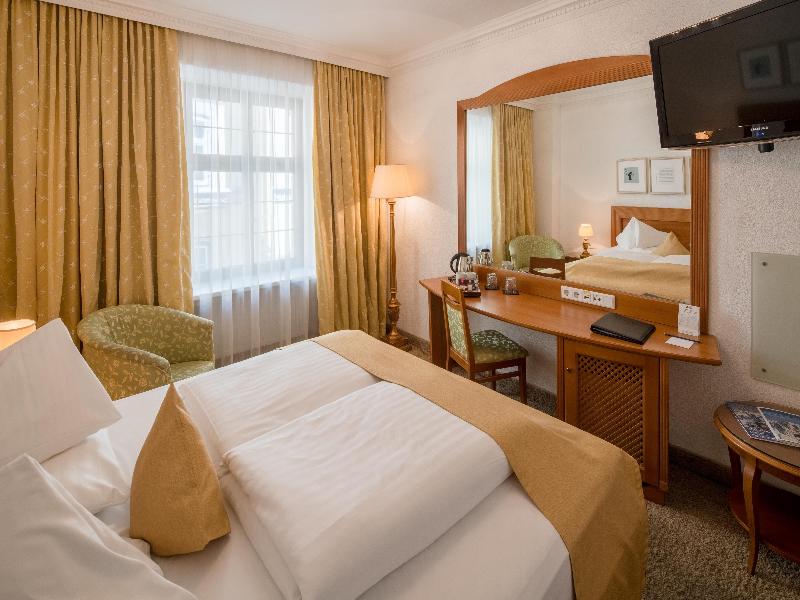 Hotel Goldener Adler, BW Signature Collection - Oda