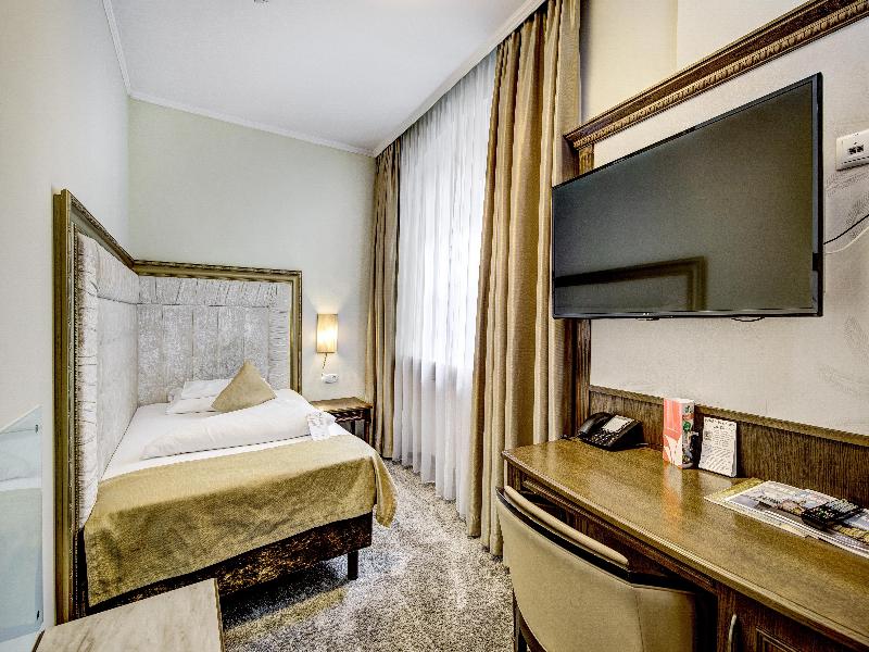 Hotel Goldener Adler, BW Signature Collection - Oda