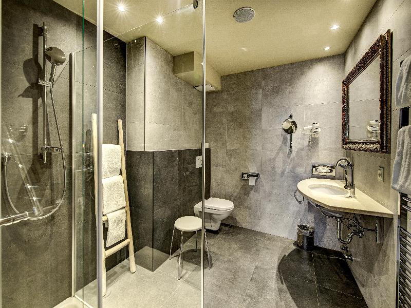 Hotel Goldener Adler, BW Signature Collection - Oda