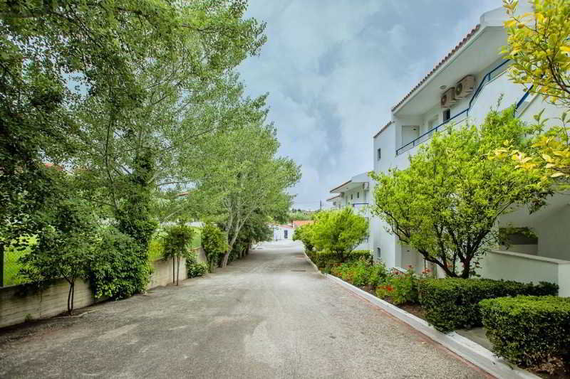 Xenios Port Marina Hotel - Genel
