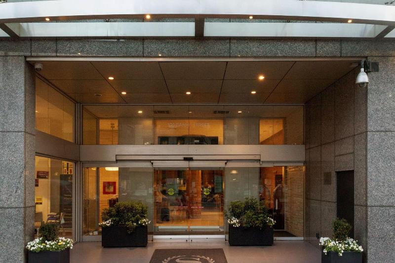 Sheraton Tribeca - Genel