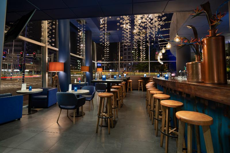 DoubleTree by Hilton Rotterdam Centre - Bar