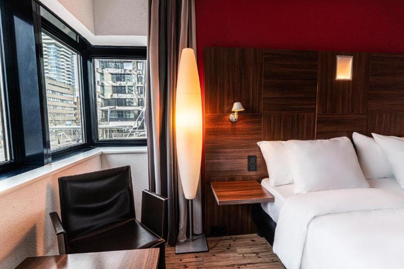 DoubleTree by Hilton Rotterdam Centre - Oda