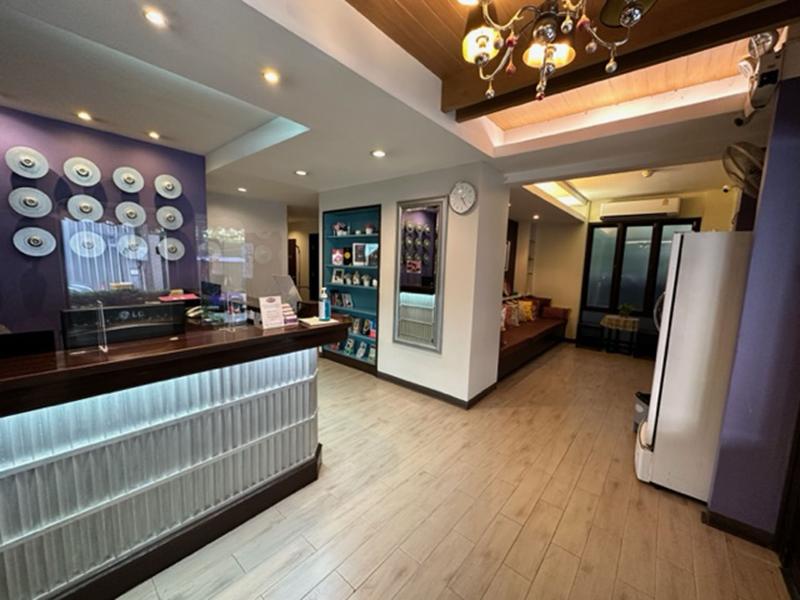 Sawasdee Hotel @ Sukhumvit Soi 8 - Lobi