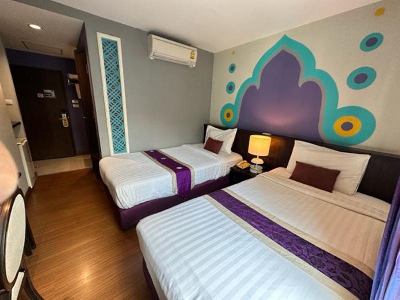Sawasdee Hotel @ Sukhumvit Soi 8 - Oda