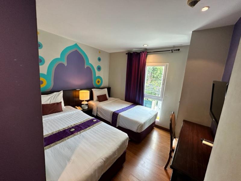 Sawasdee Hotel @ Sukhumvit Soi 8 - Oda