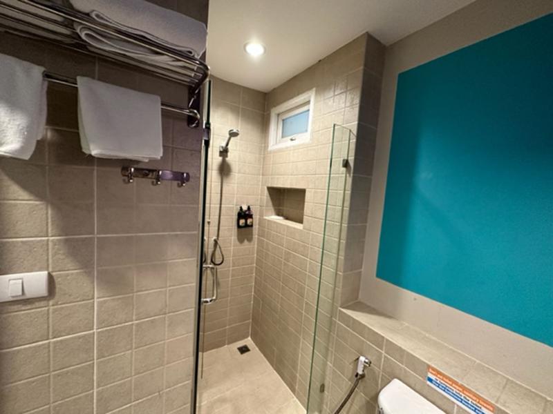Sawasdee Hotel @ Sukhumvit Soi 8 - Oda