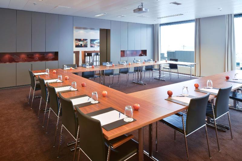 Radisson Blu Hotel, Zurich Airport - Toplantı