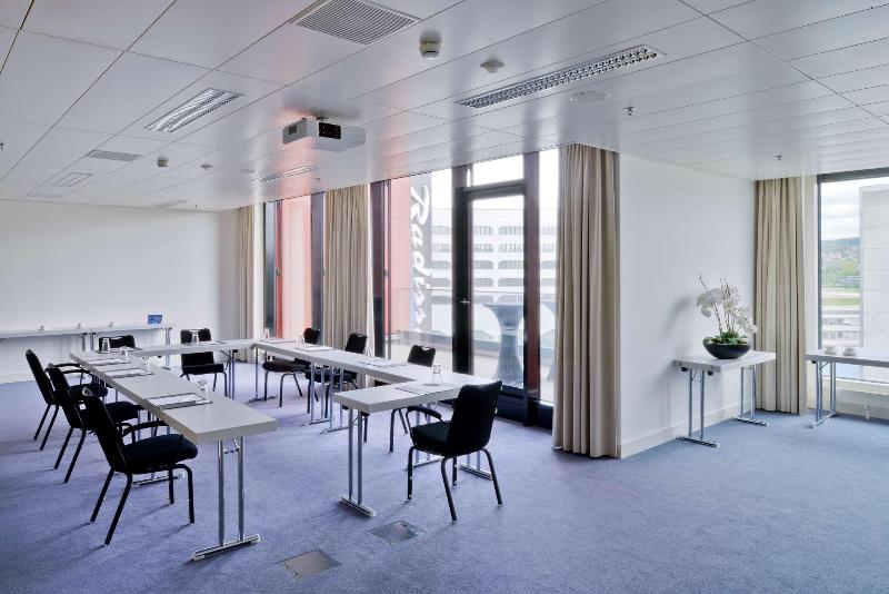 Radisson Blu Hotel, Zurich Airport - Toplantı