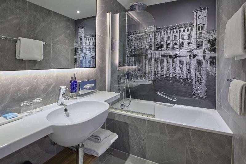 Radisson Blu Hotel, Zurich Airport - Oda