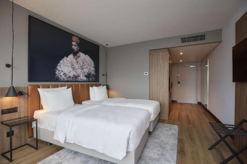 Radisson Blu Hotel, Zurich Airport - Oda