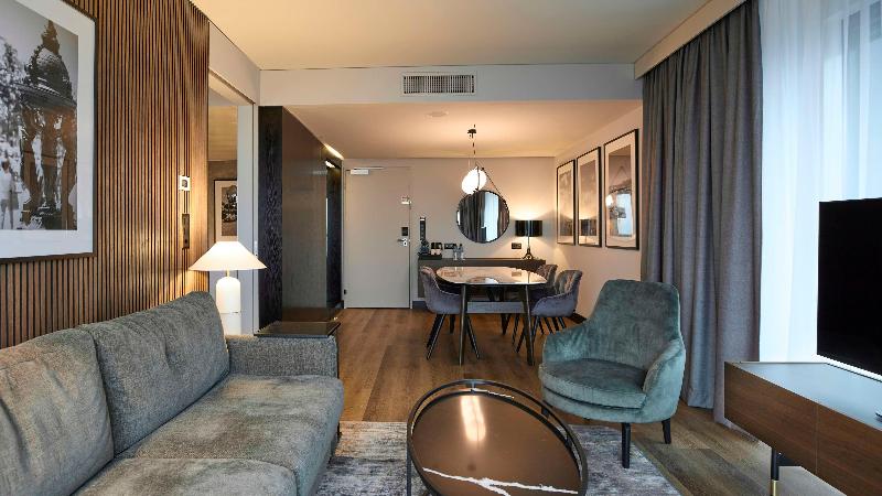 Radisson Blu Hotel, Zurich Airport - Oda