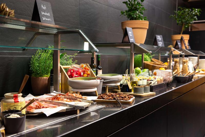 Radisson Blu Hotel, Zurich Airport - Restoran