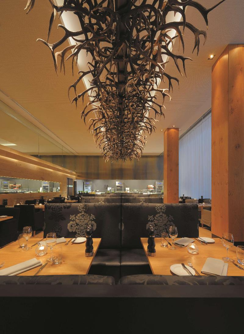 Radisson Blu Hotel, Zurich Airport - Restoran