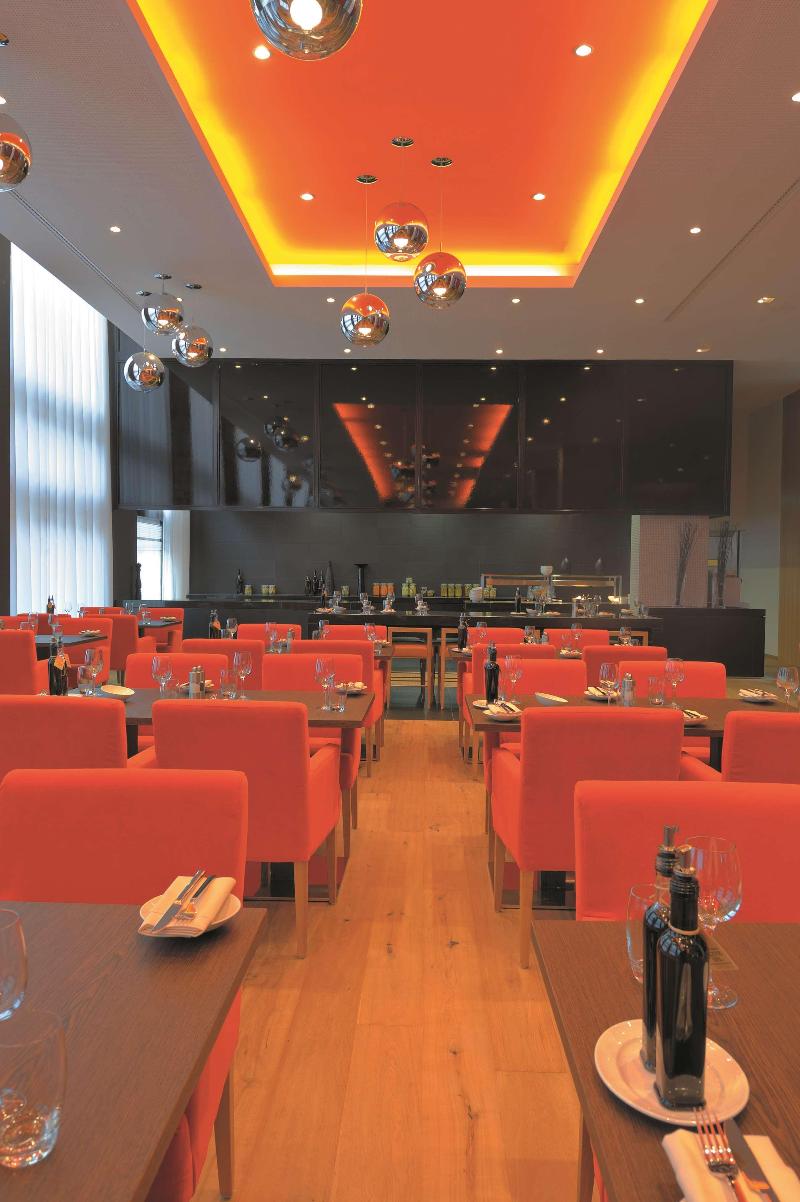 Radisson Blu Hotel, Zurich Airport - Restoran