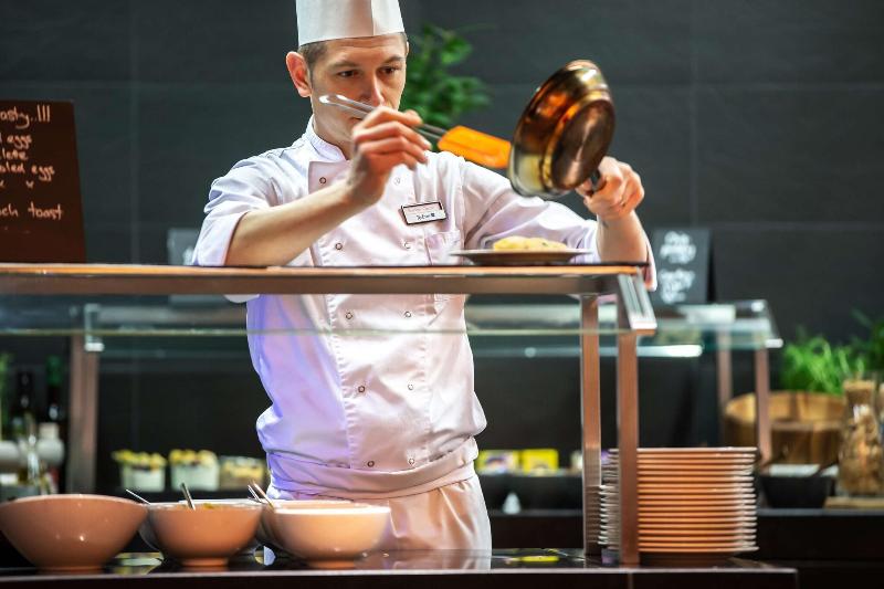 Radisson Blu Hotel, Zurich Airport - Restoran