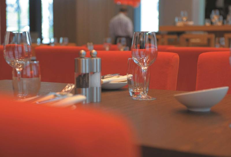 Radisson Blu Hotel, Zurich Airport - Restoran