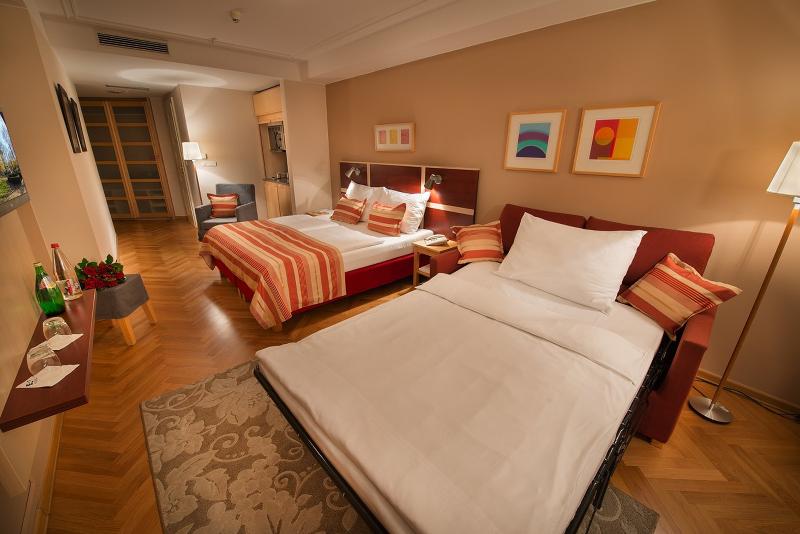 EA Hotel Julis - Oda