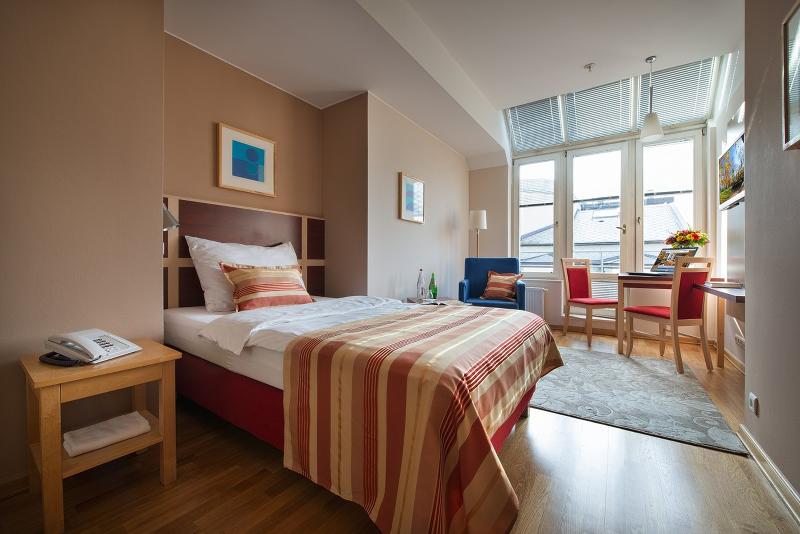 EA Hotel Julis - Oda