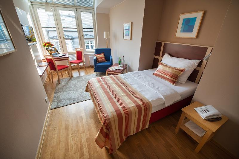 EA Hotel Julis - Oda