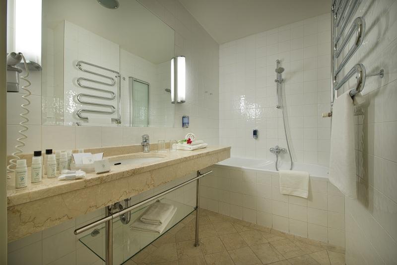 EA Hotel Julis - Oda