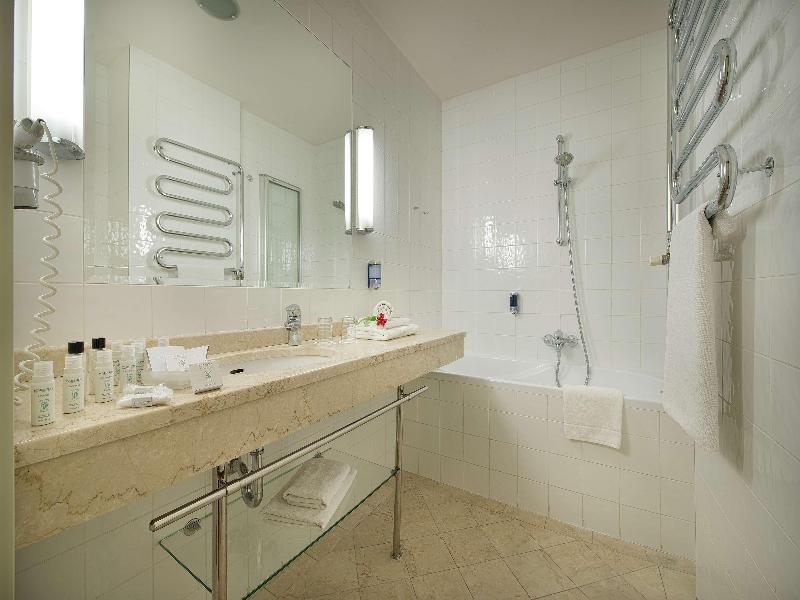 EA Hotel Julis - Oda
