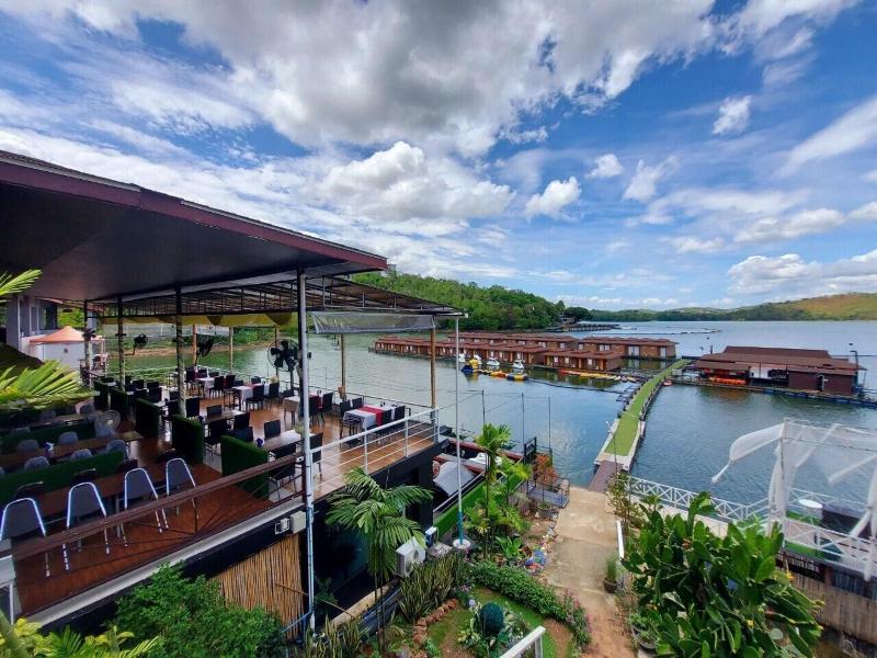 Raya Buri Resort - Restoran