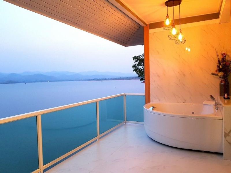 Raya Buri Resort - Teras