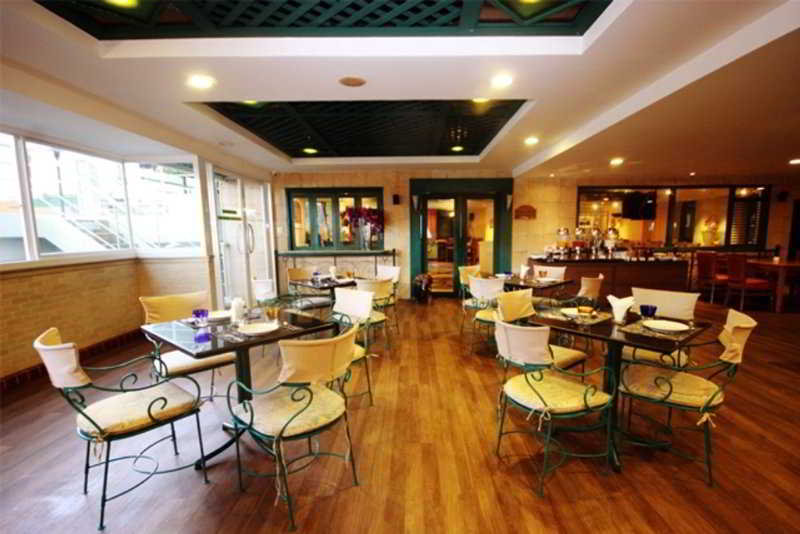 Evergreen Place Siam fotoÄŸrafÄ±