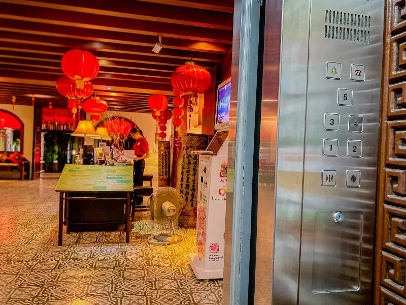 Sino House Phuket Hotel - Lobi
