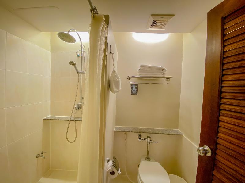 Sino House Phuket Hotel - Oda