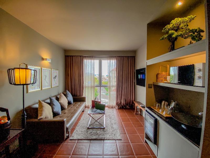 Sino House Phuket Hotel - Oda