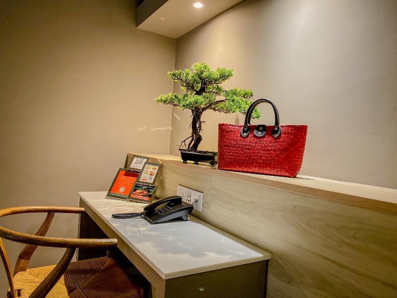 Sino House Phuket Hotel - Oda