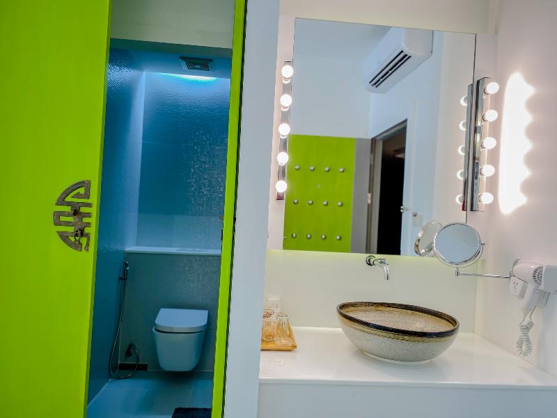 Sino House Phuket Hotel - Oda