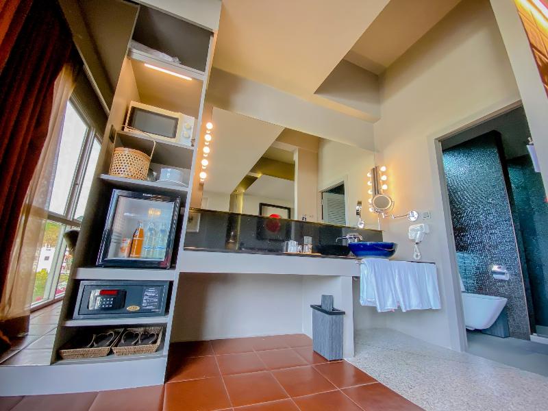 Sino House Phuket Hotel - Oda